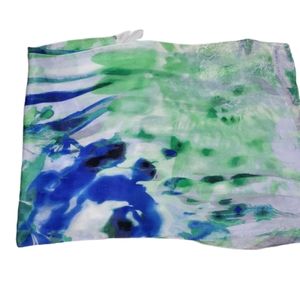 VINCE CAMUTO Silk Scarf / Wrap